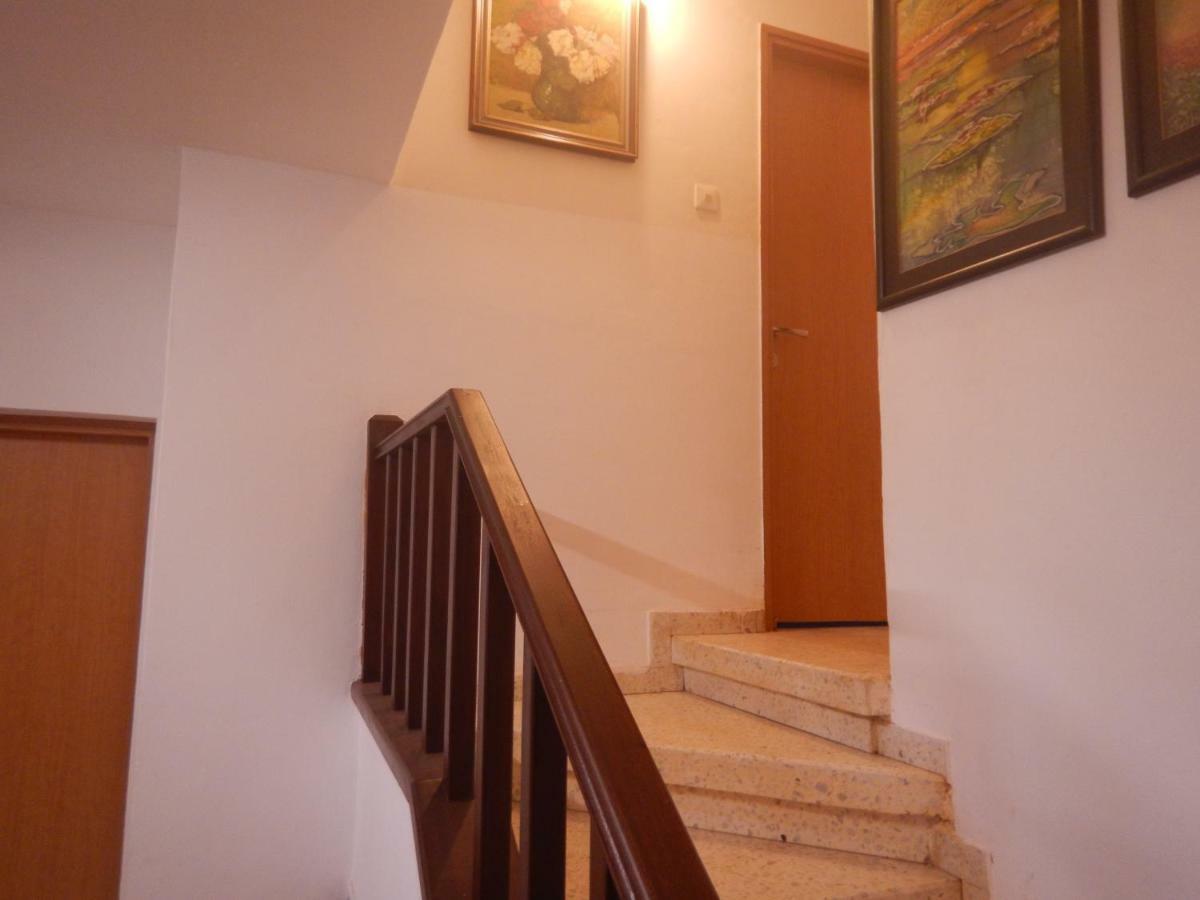 וילה א-לה נוף Villa Метула Екстериор снимка